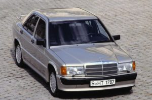Mercedes-Benz 190 E 2.3-16V (1983 – 1988)