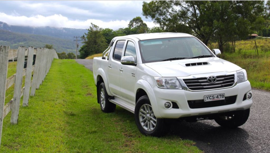 Toyota hilux Engine Oil Capacity