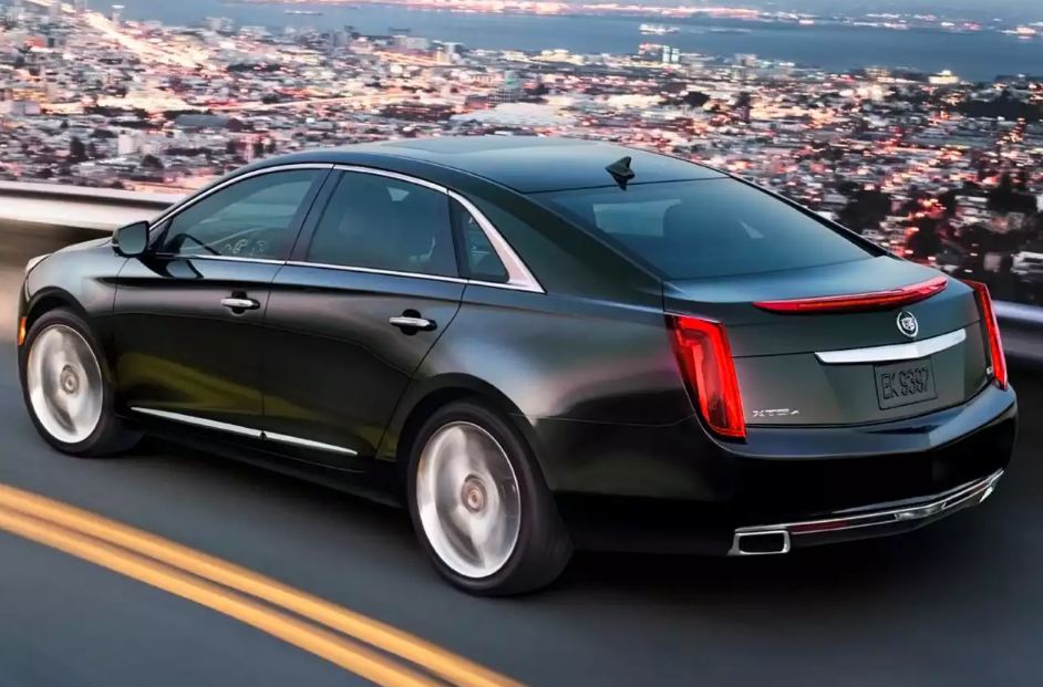 CADILLAC XTS 2012 | Engine Oil Capacity