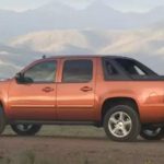 Chevrolet Avalanche Engine Oil Capacity (USA) [Update 2023]