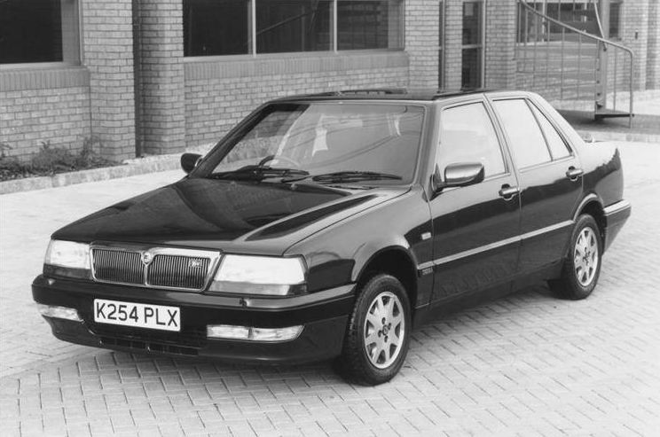 Lancia Thema engine oil capacity