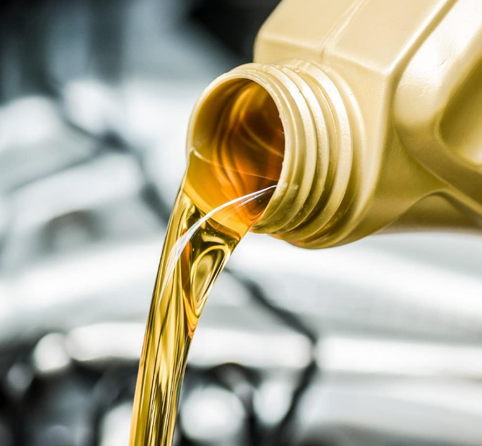 2010 Dodge Grand Caravan Oil Type, Capacity, Filter & Change Cost