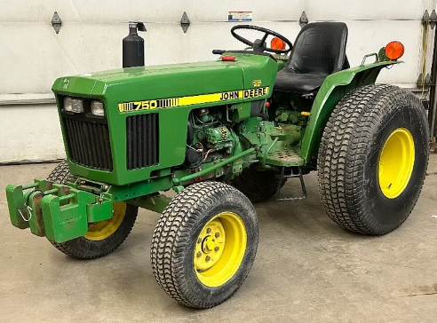 John Deere 750 Oil Type